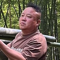 庄主（乐活农庄）