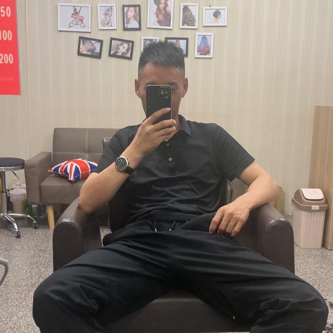 做工地的老男孩