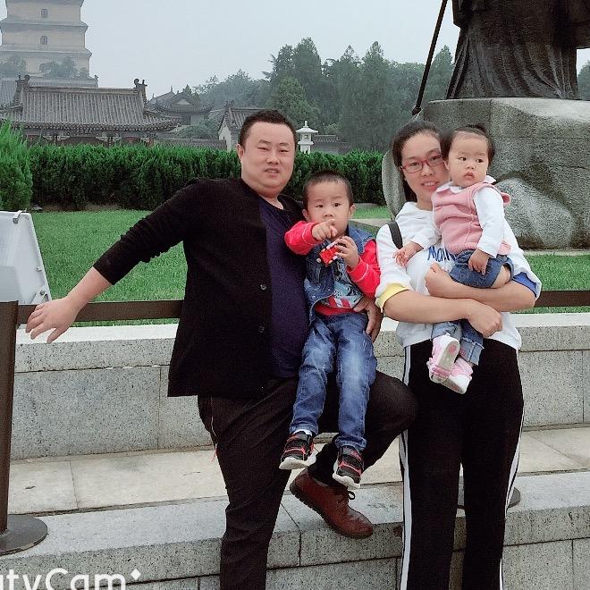 房县巨升广告装饰