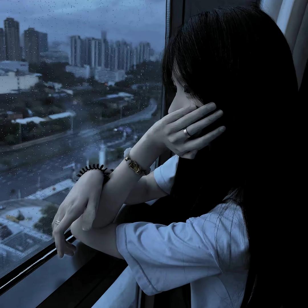 窝不是甜妹🎶