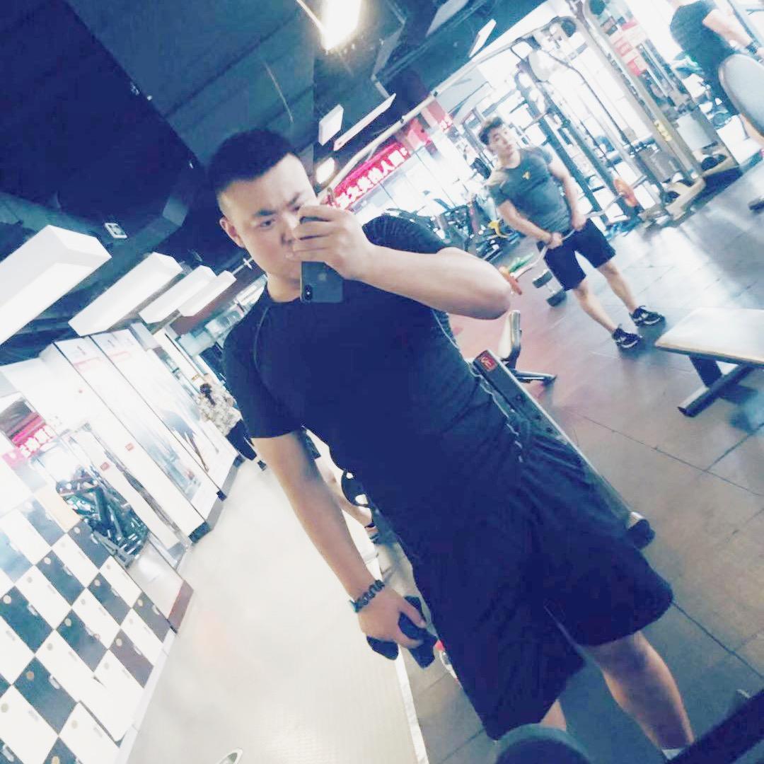 大王🉐小万