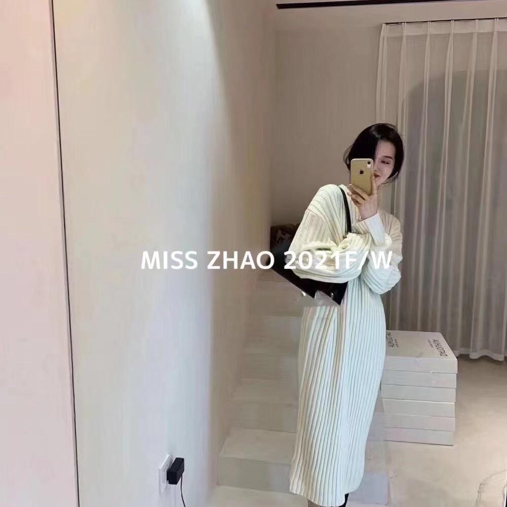 袁寨媛服装
