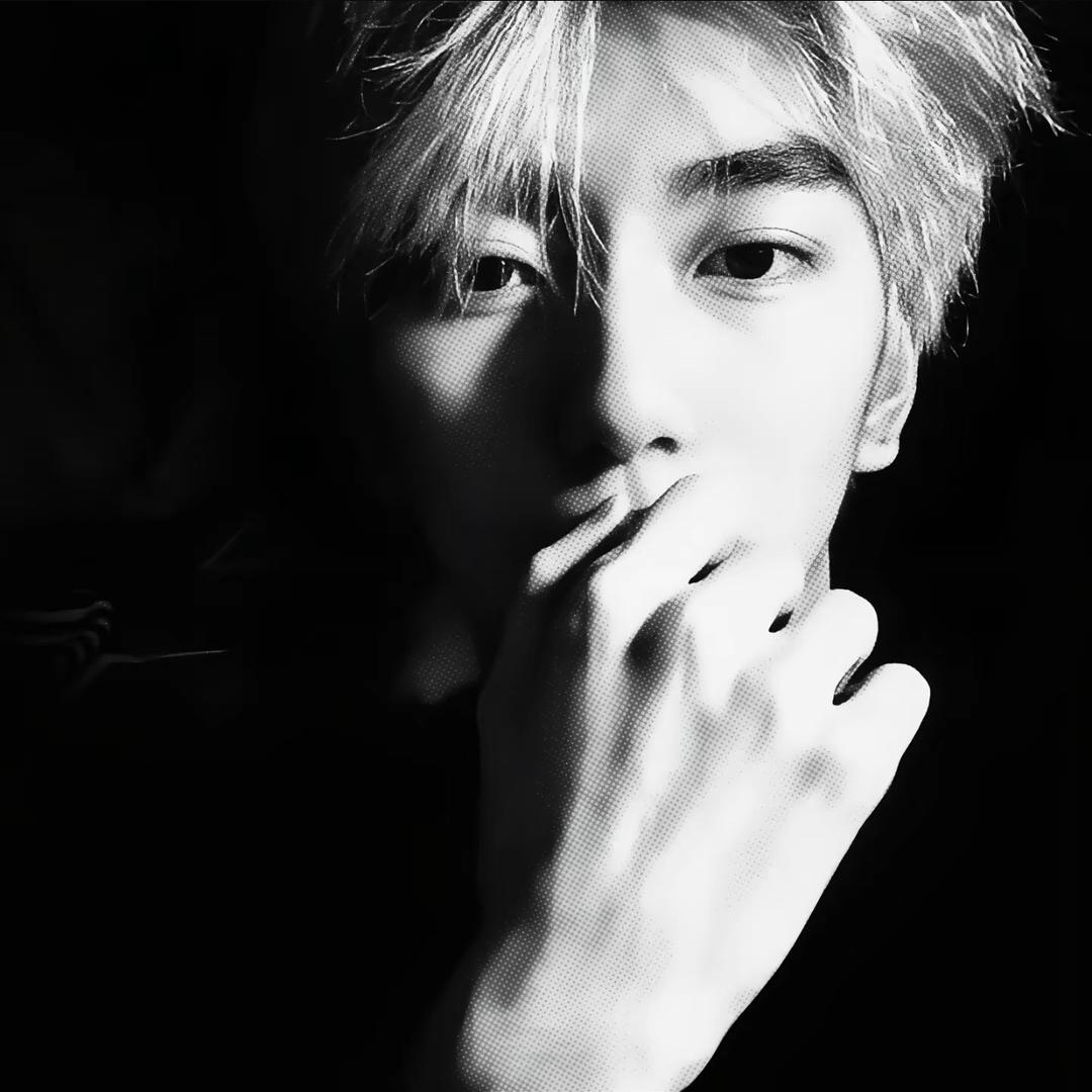 ￴￴￴ ￴ ￴￴ ￴