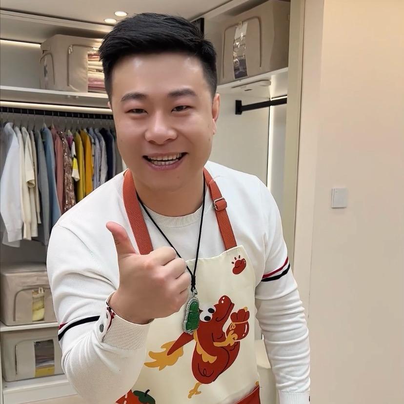 爱整理的李先生