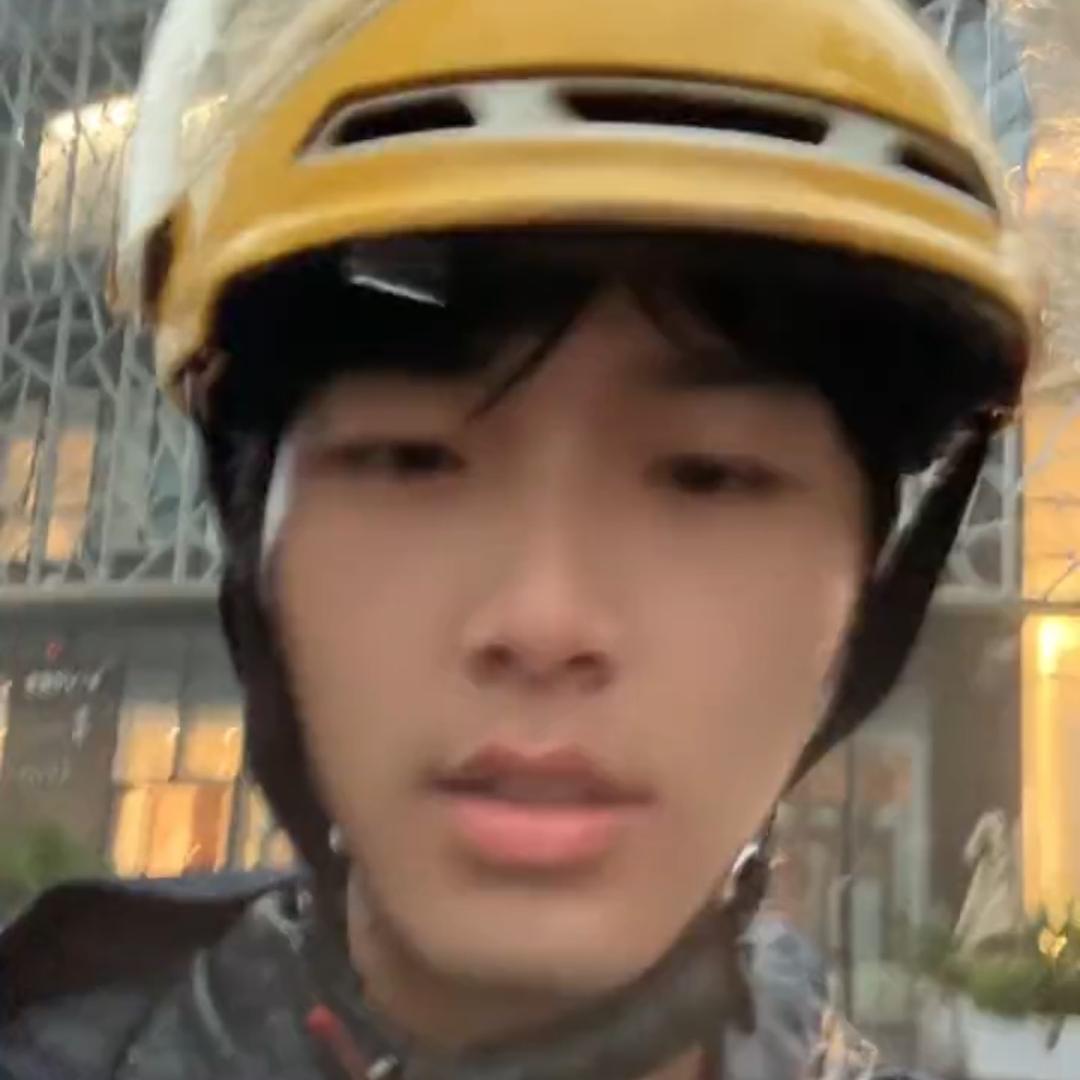 二磊很励志