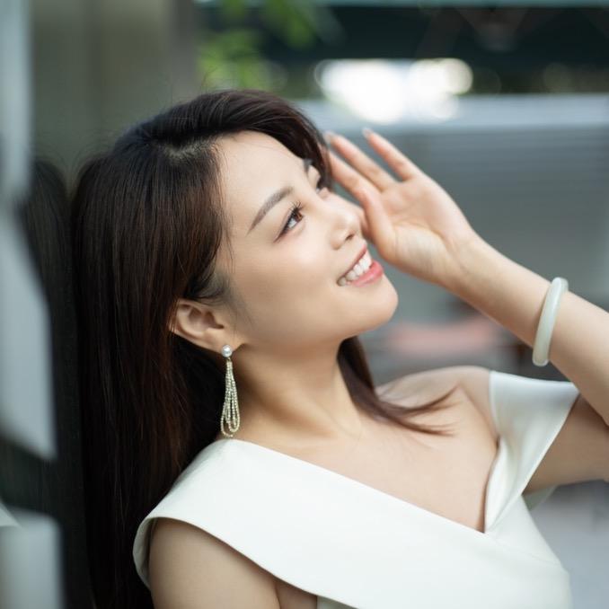 李妮