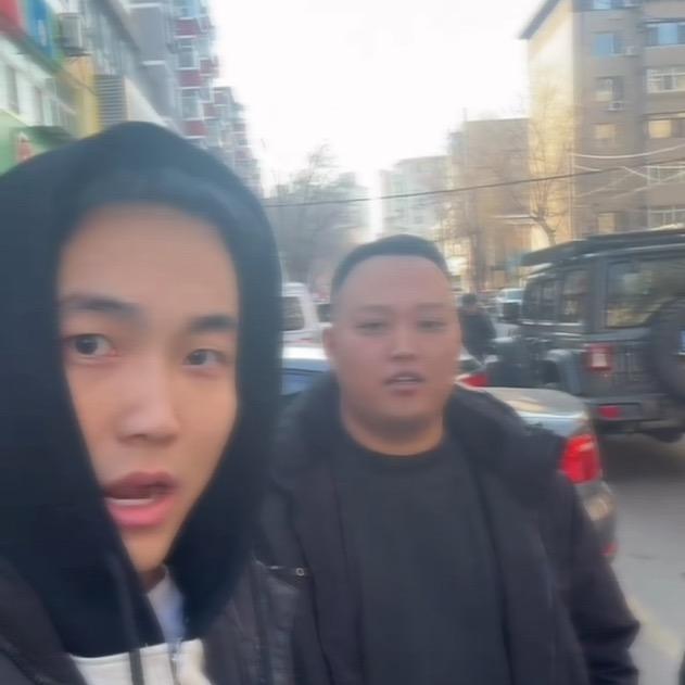 理发师（🎧🐑）