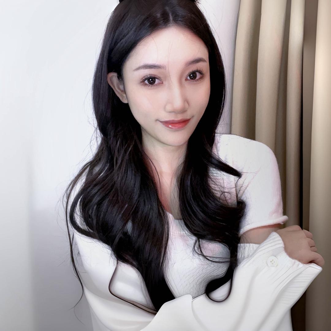 芊芊今天穿什么