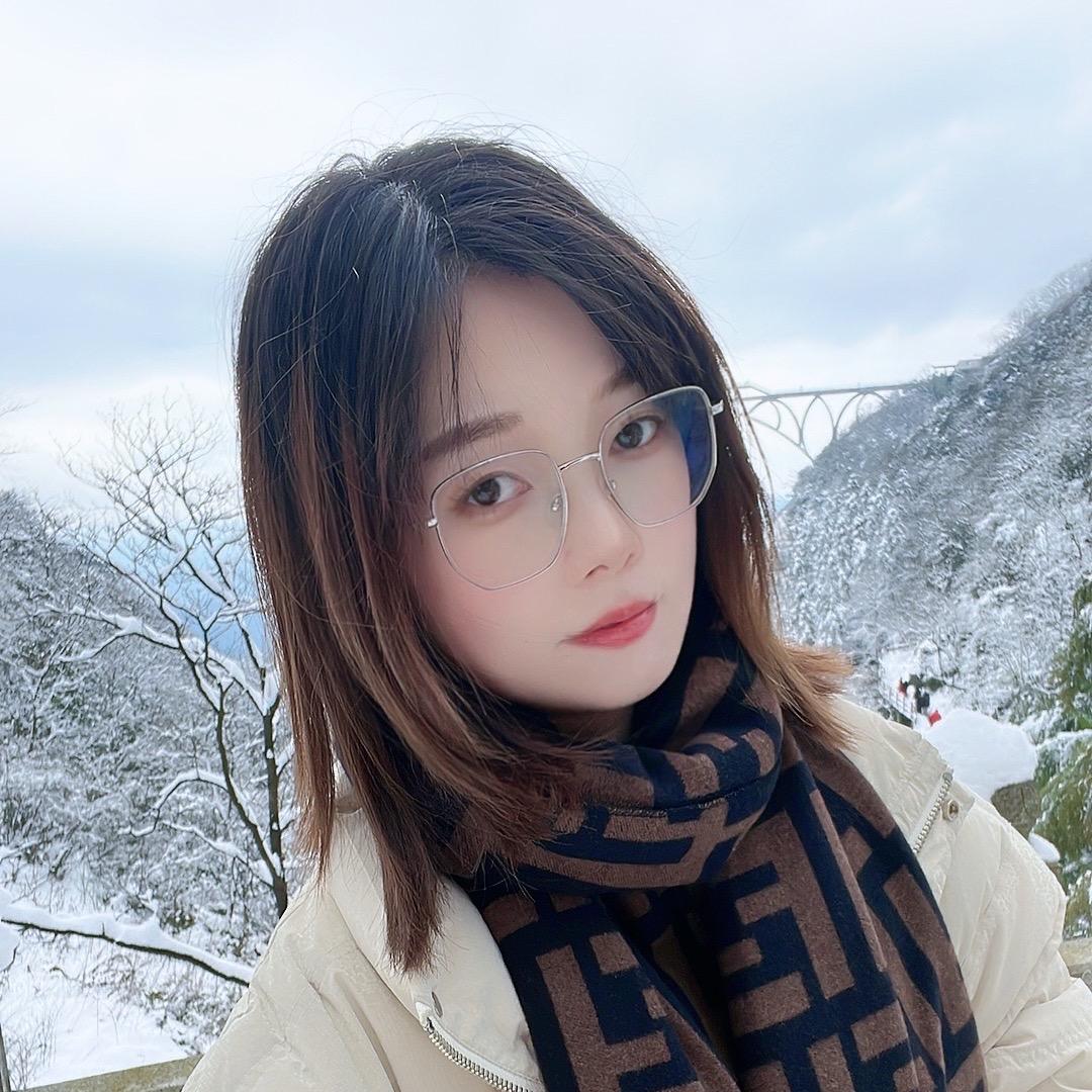 吴二二