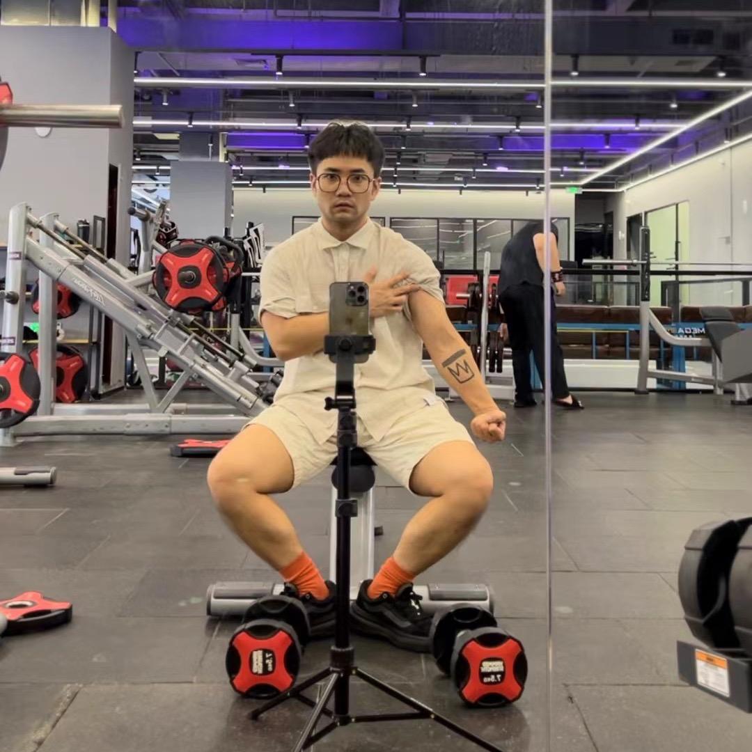 洋弟🐑(剪纸中)