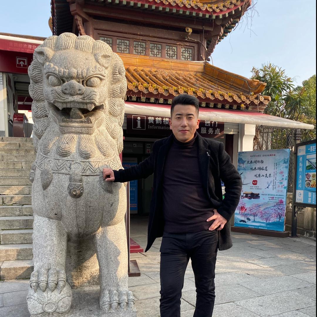 雷公家电 侯江年