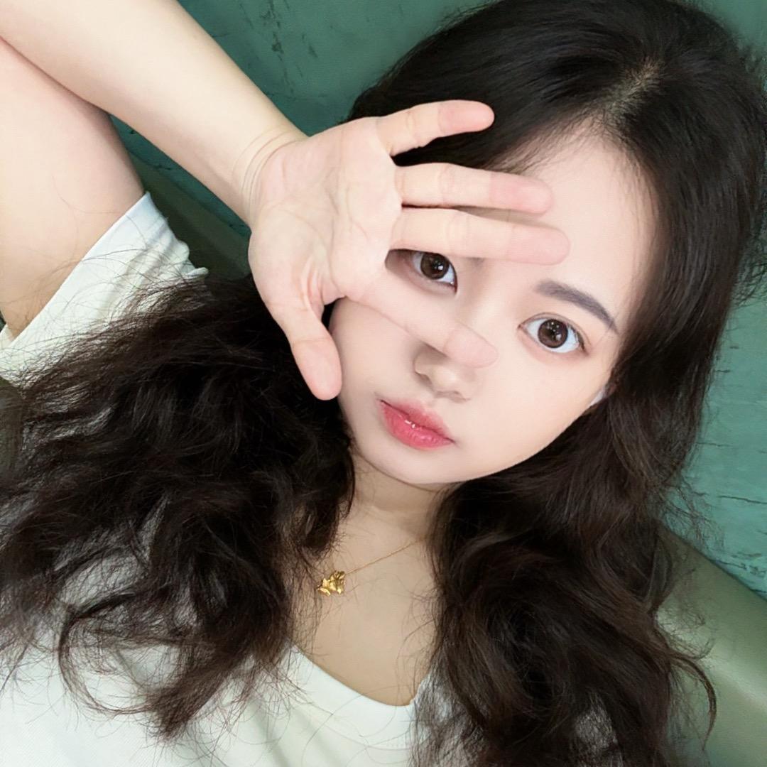 😲隔壁捡的小孩。