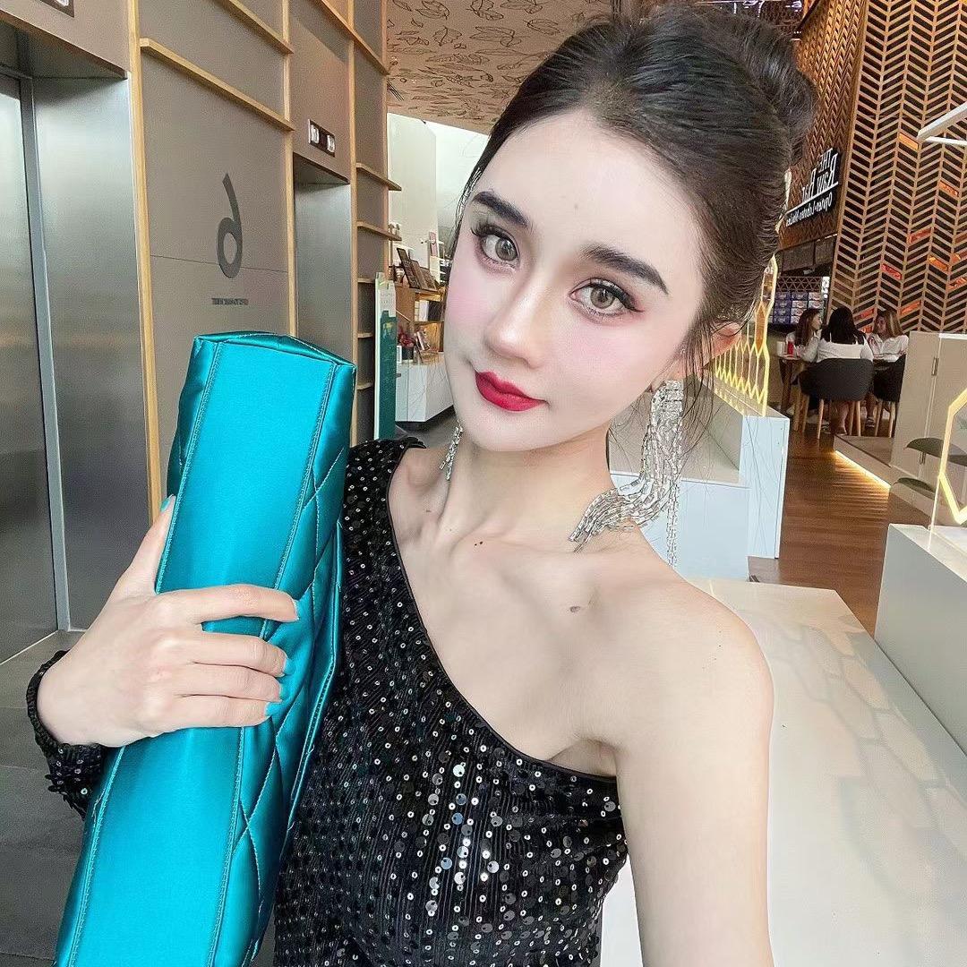 是小希吖