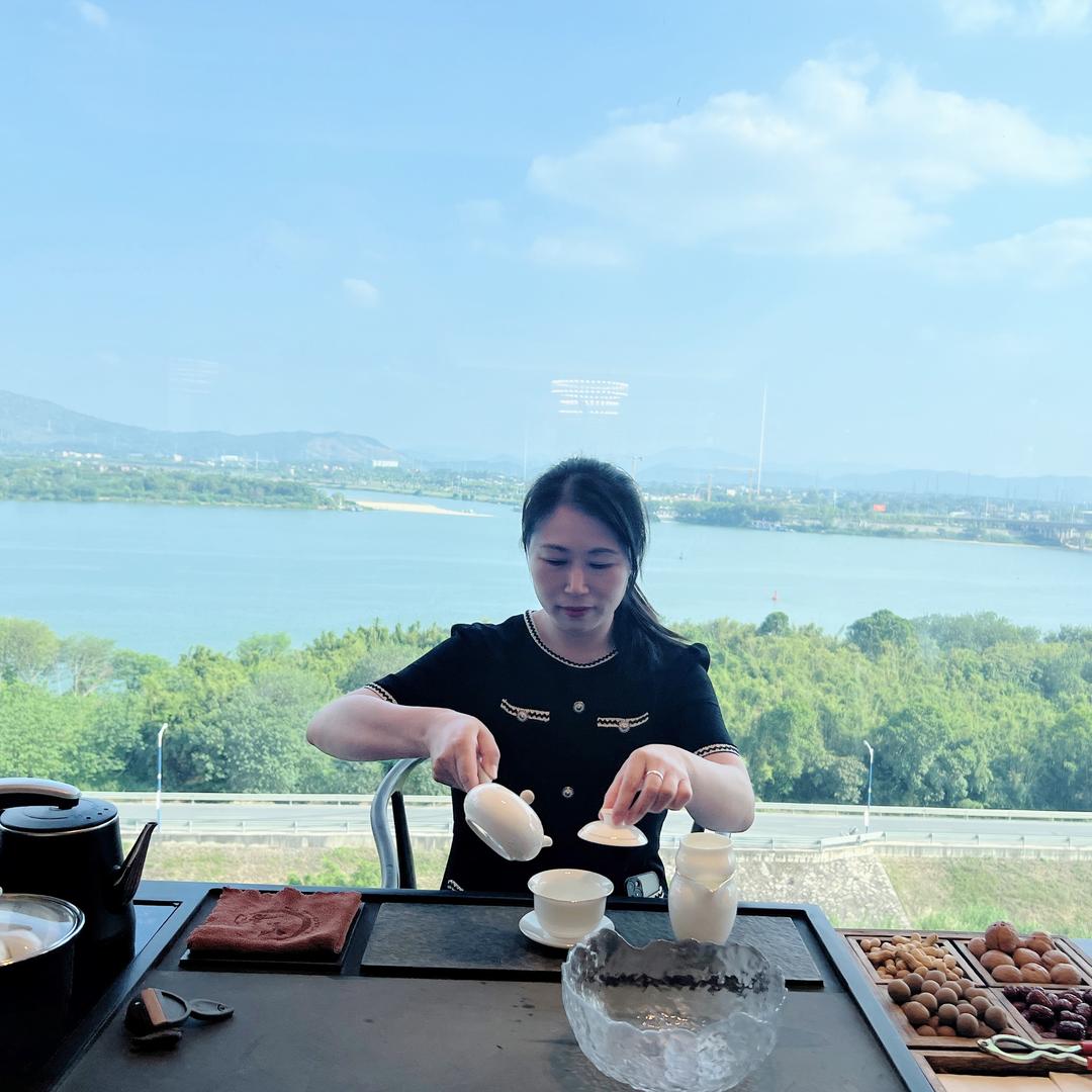 清远梅姐房探