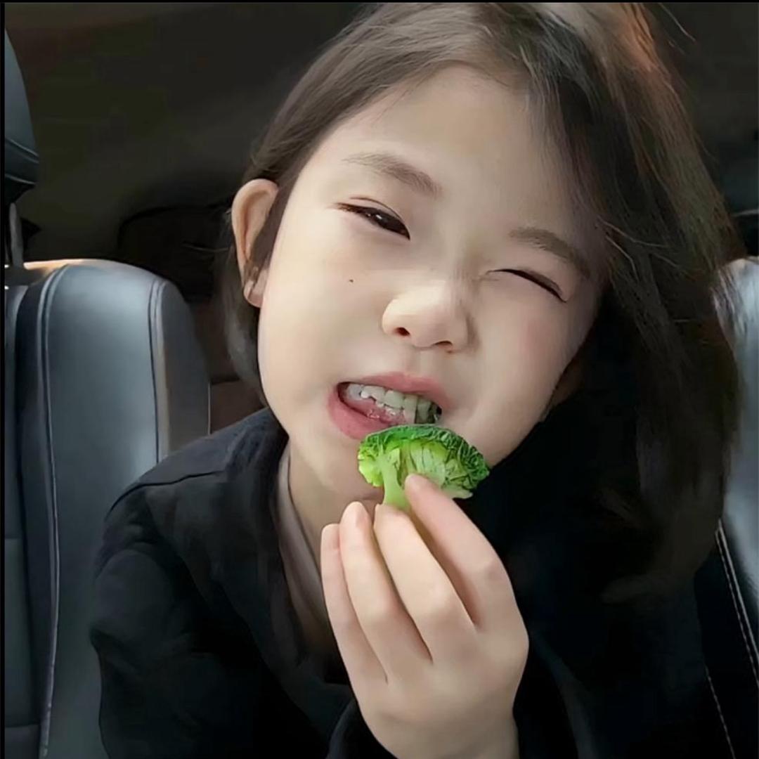 yiyi