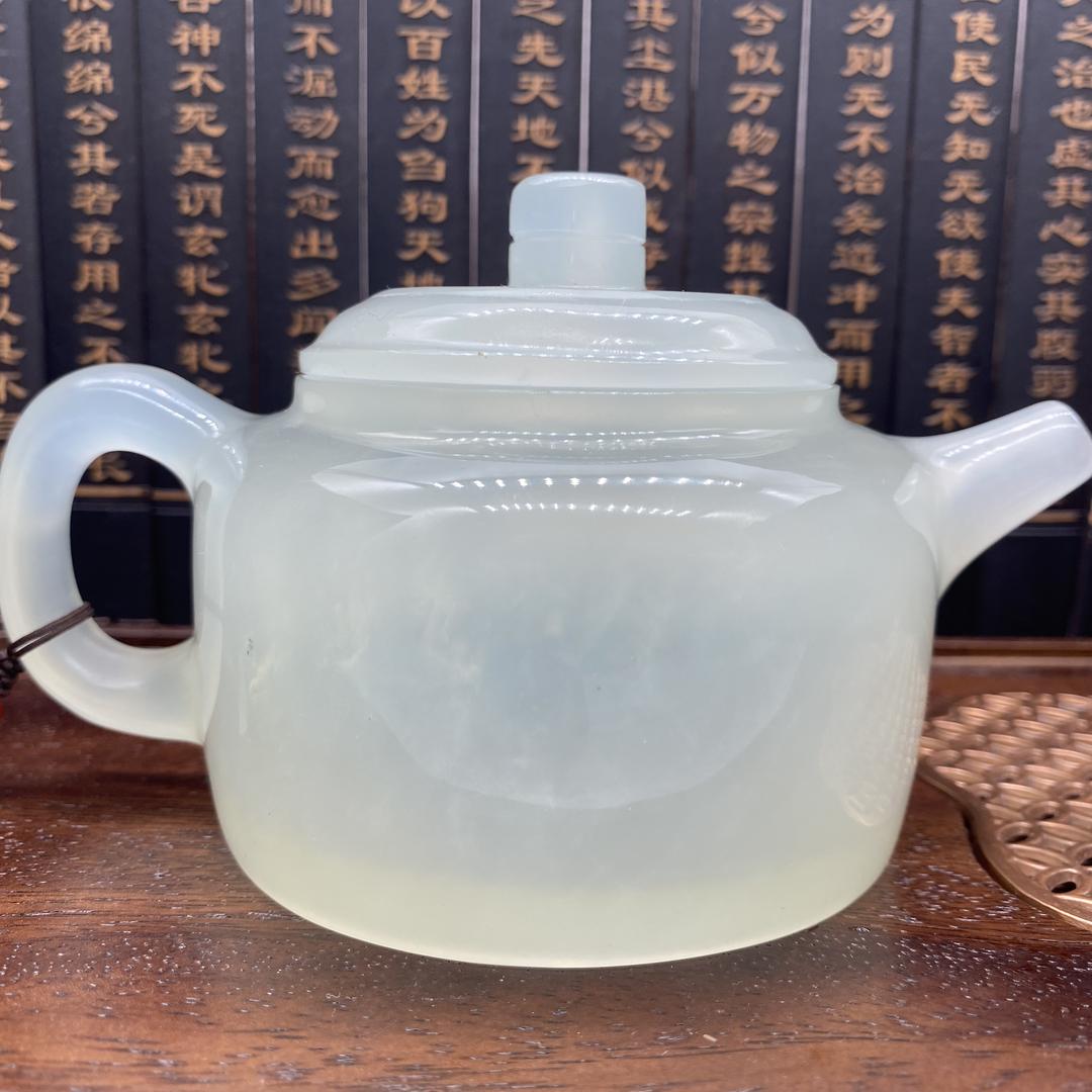 小刘玉雕玉壶