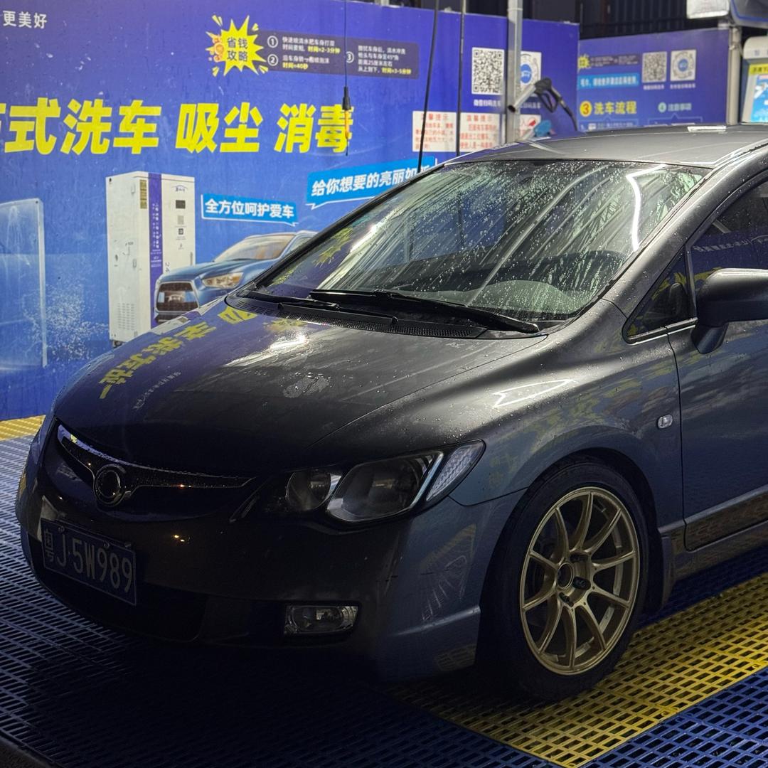 粤J靓仔