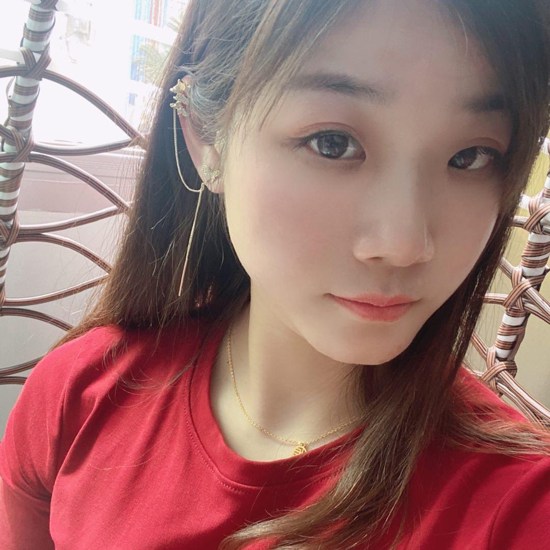 只是陌生人
