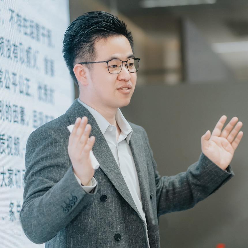 强哥——星袁直播搭建