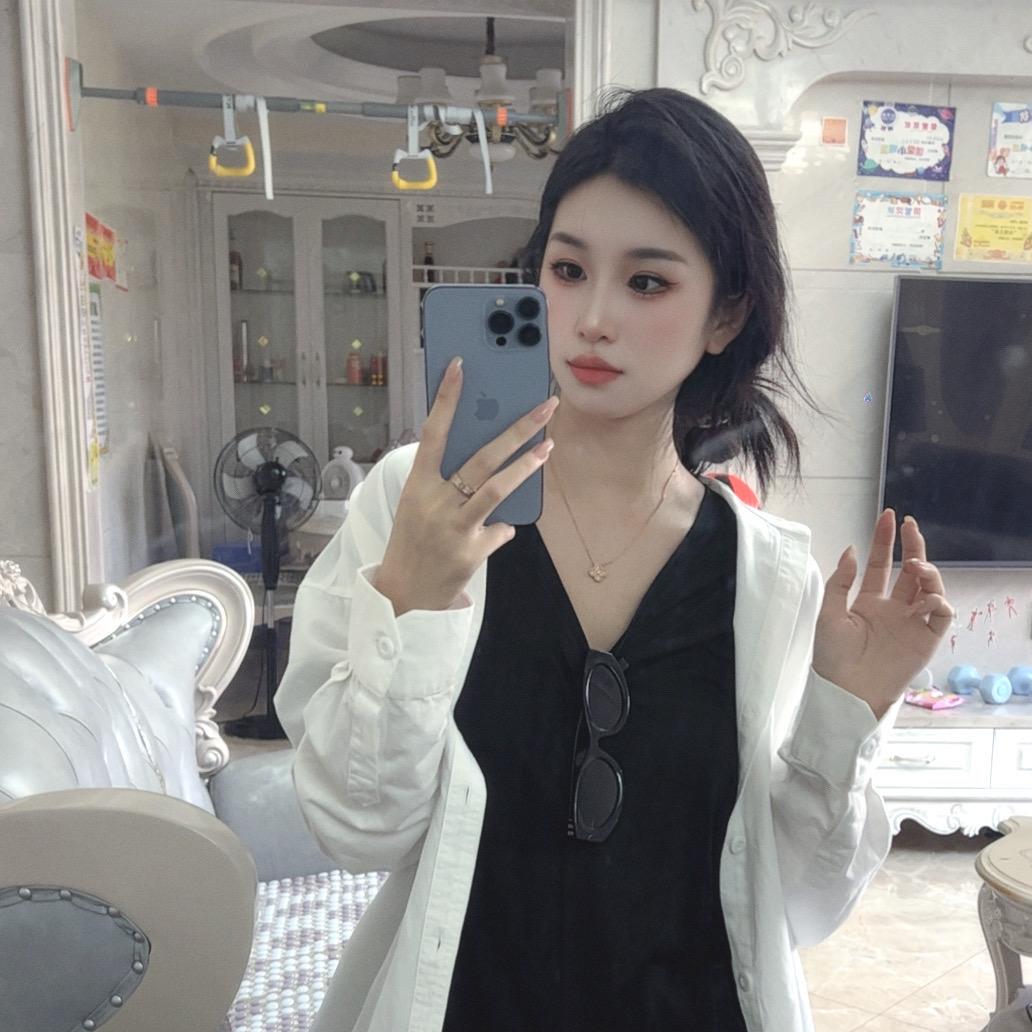 周周服装1店