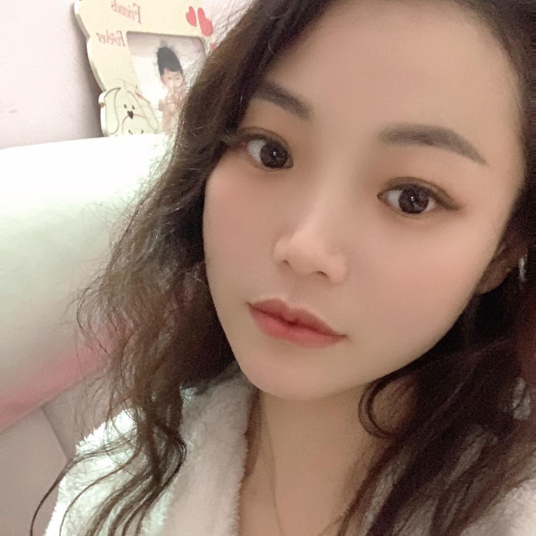 香香姐🌹（🌸好物👉橱窗🍀)