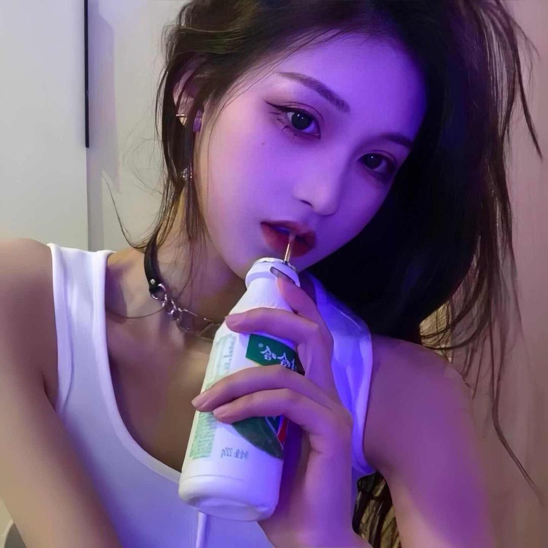 英菲 金花 三 宫跑的快