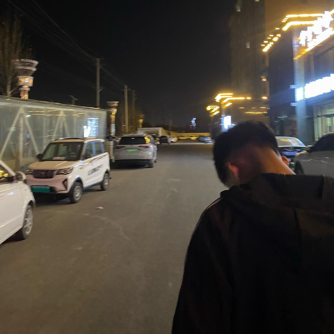男博万🏅
