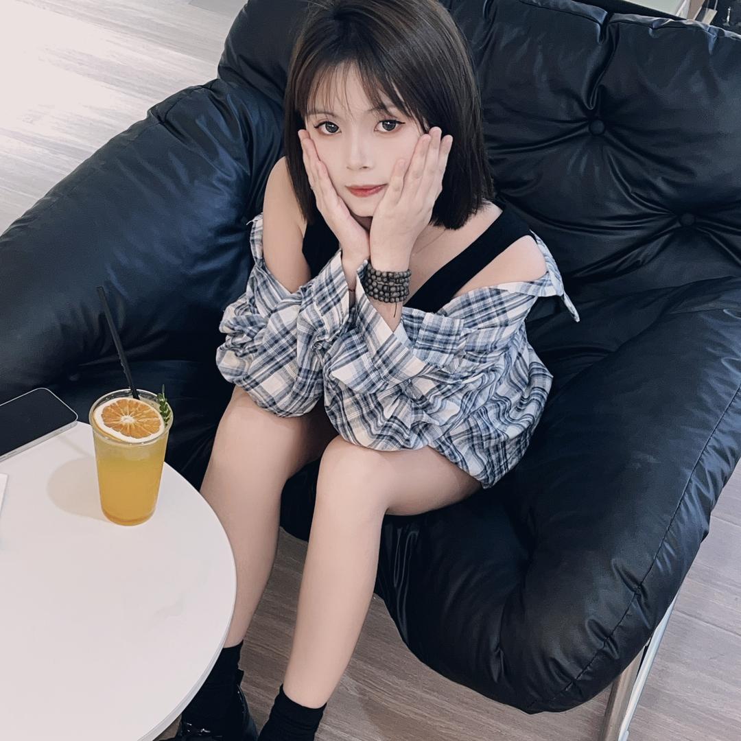 莉娅