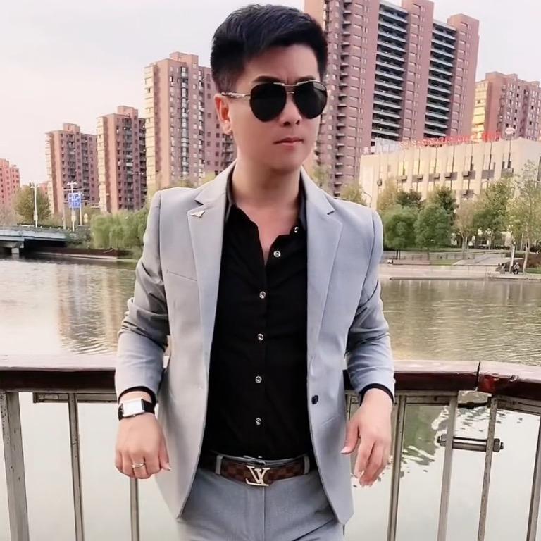 娱乐小帅帅