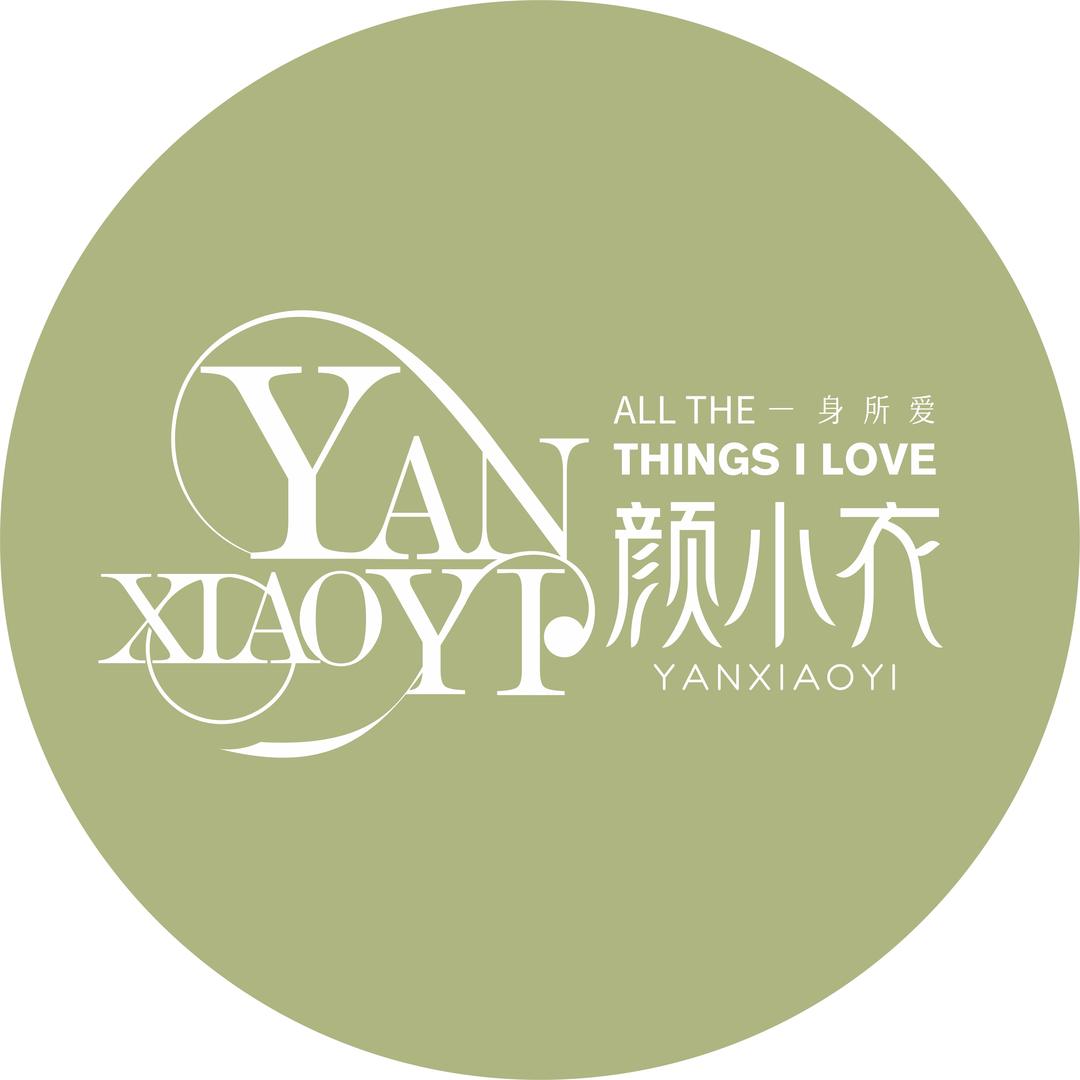 颜小衣