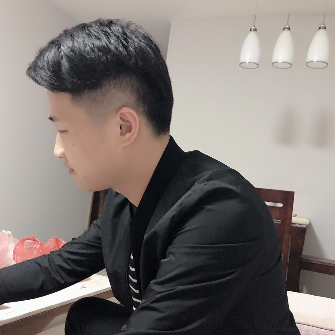 弯仔