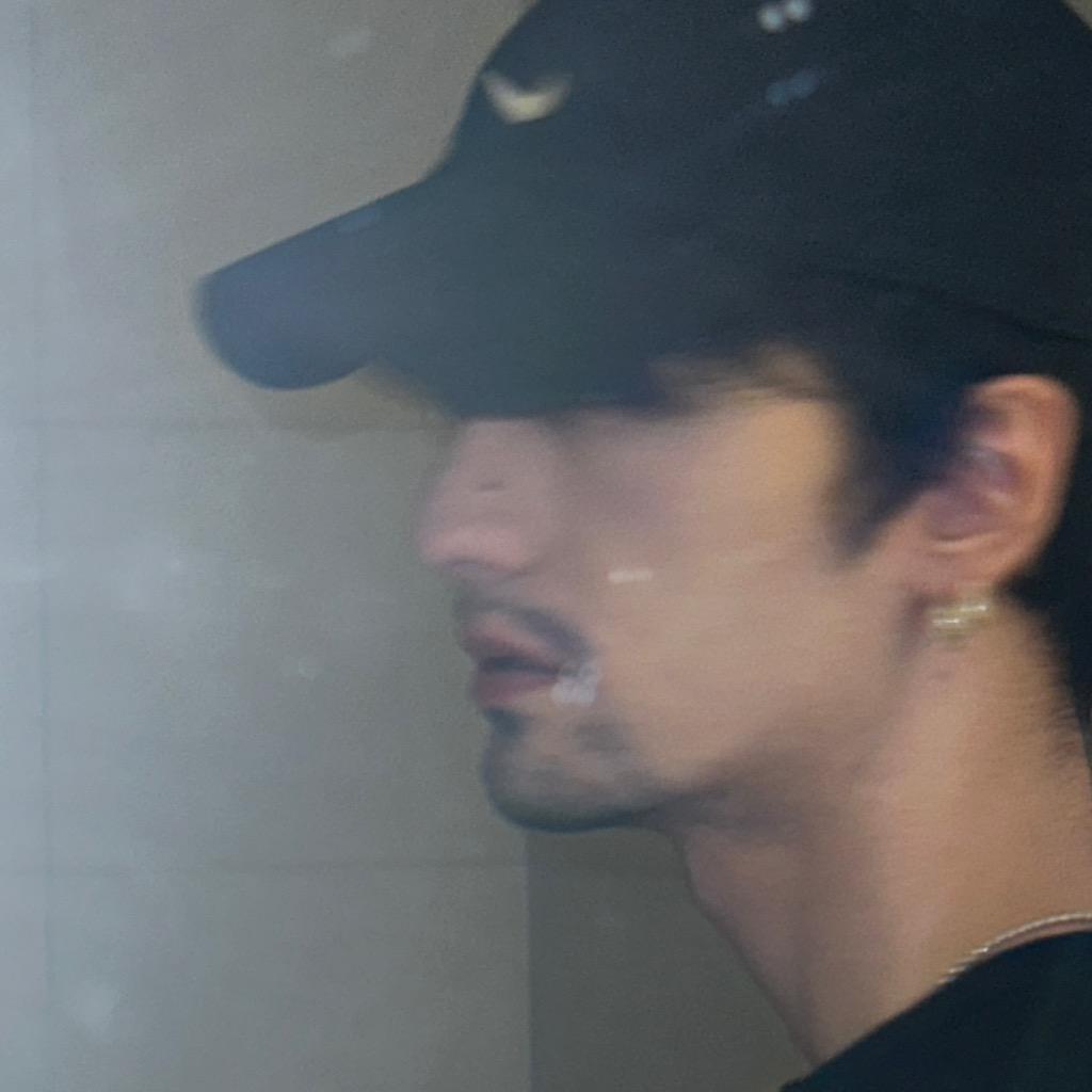 伊力都斯