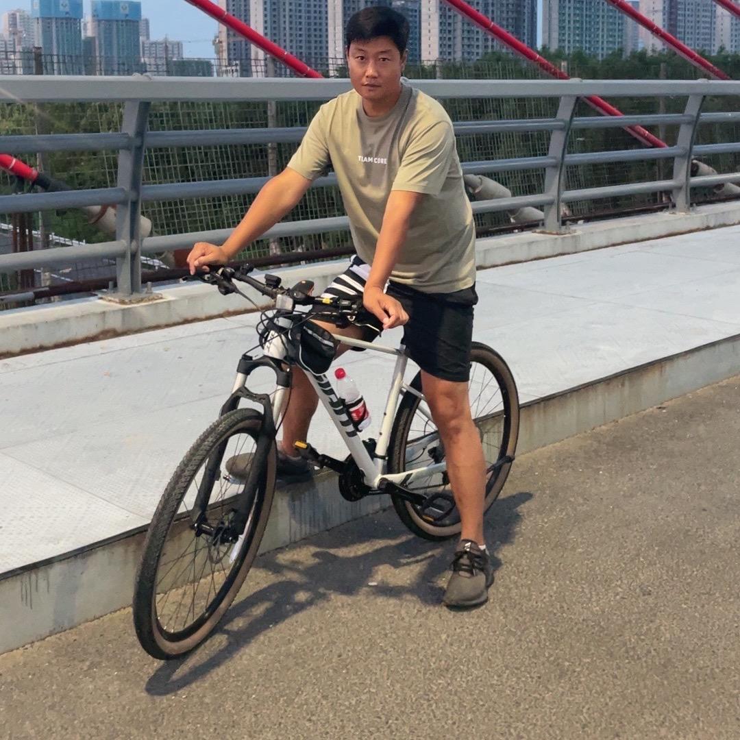 @Lv（吕）