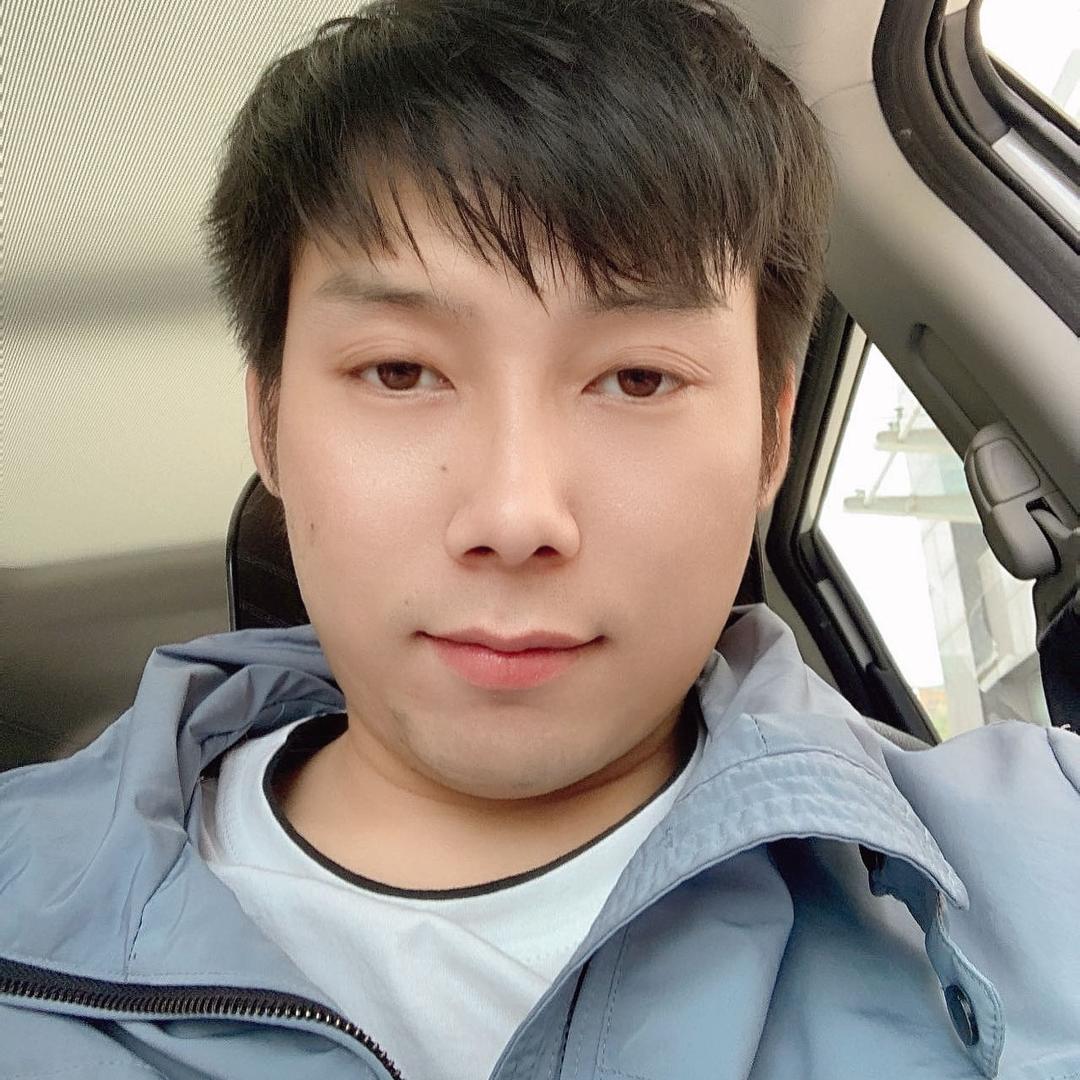 隐形车衣师傅^_^叫小杨