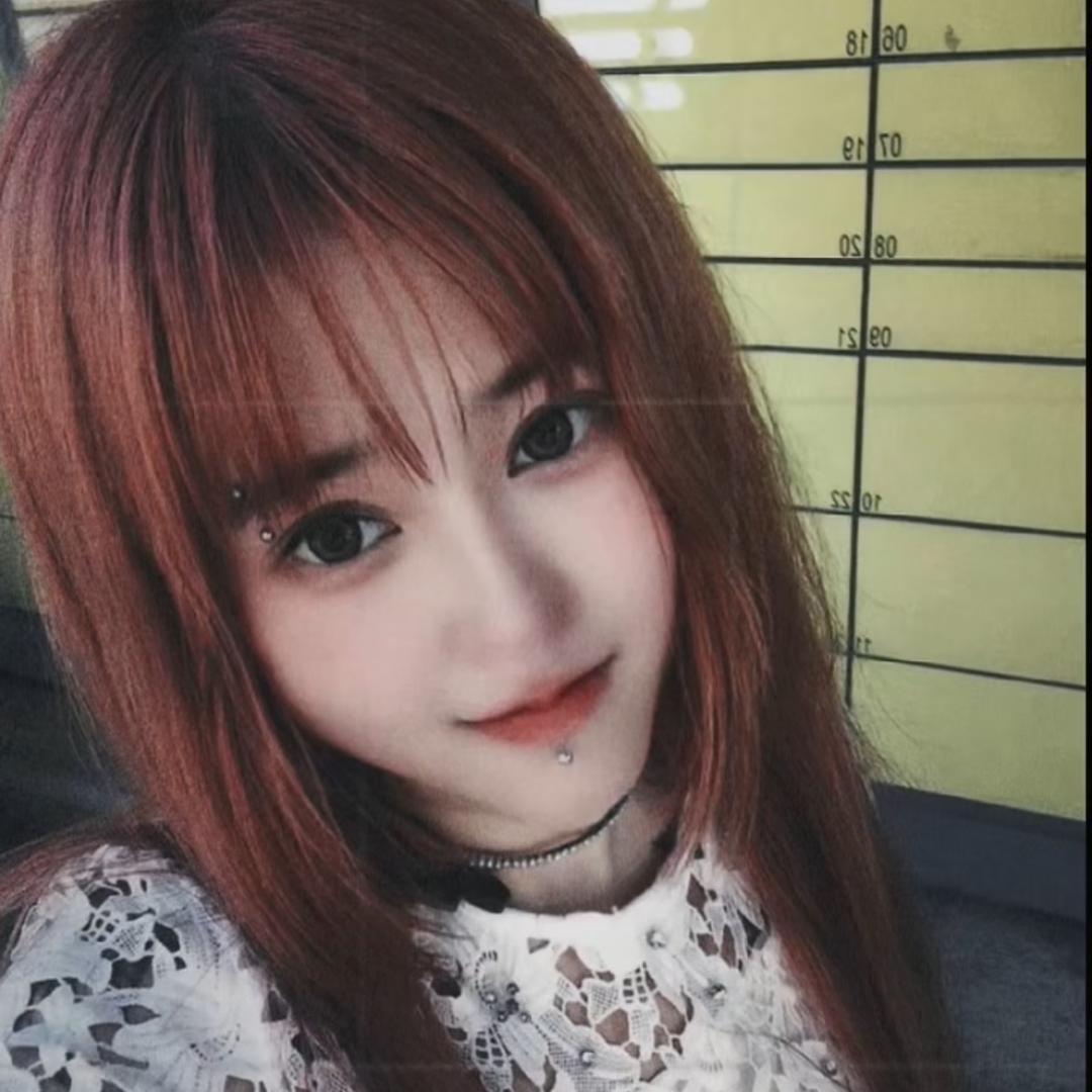 ᥫᩣ Lyx   刘温柔 ༽