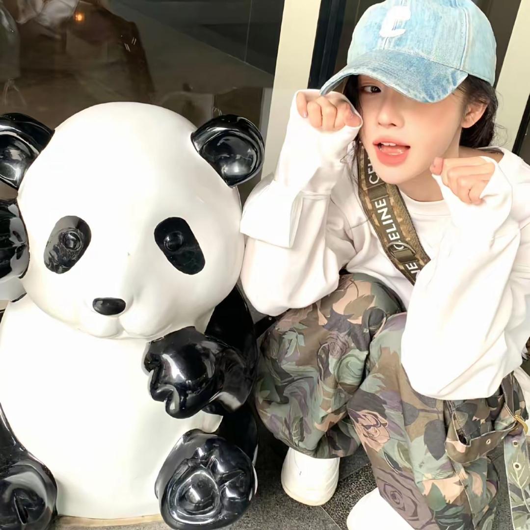 多米爱吃小馒头
