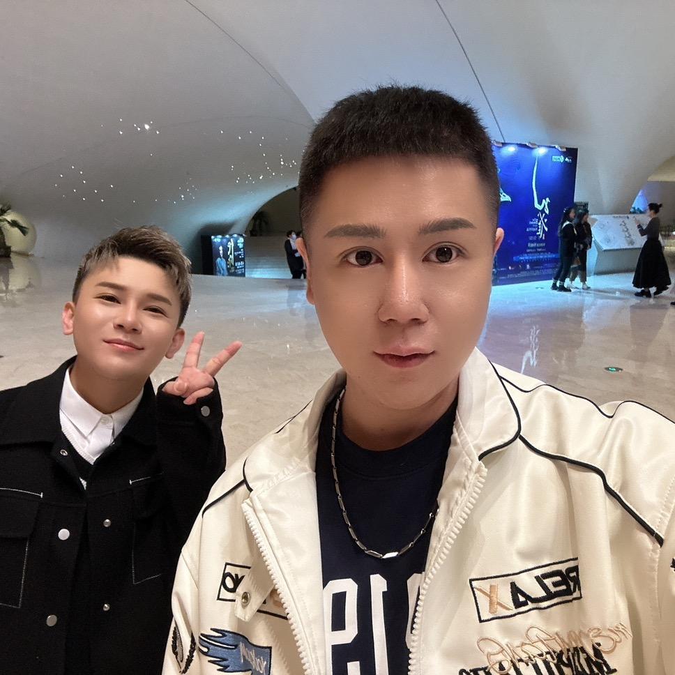 吴高高