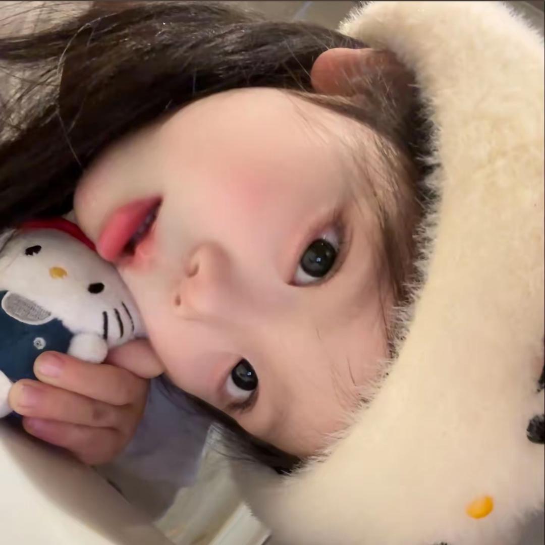 李李^