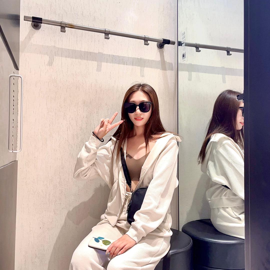 @欣丽