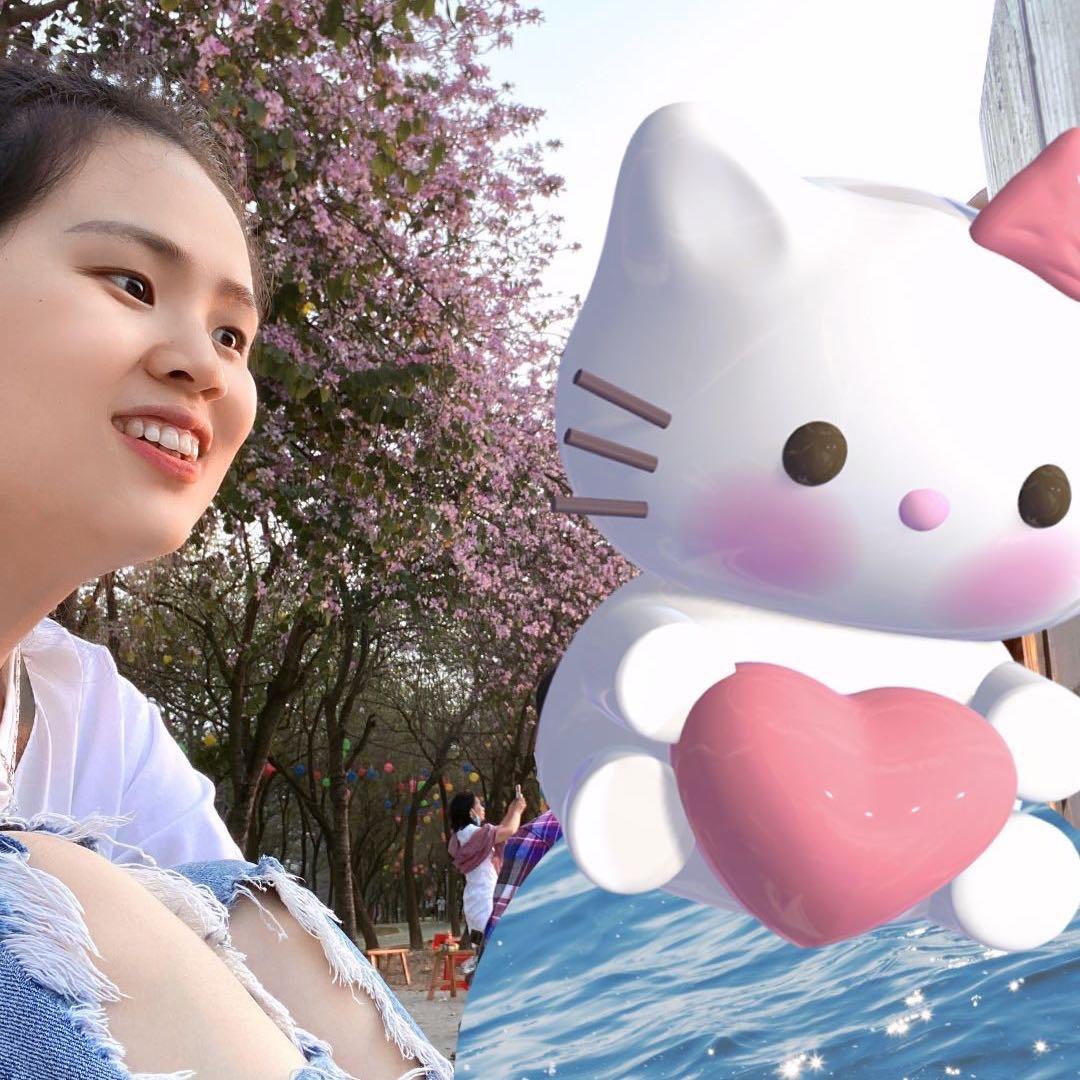 芳芳（