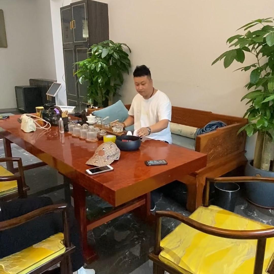 学哥🇨🇳吃喝玩乐