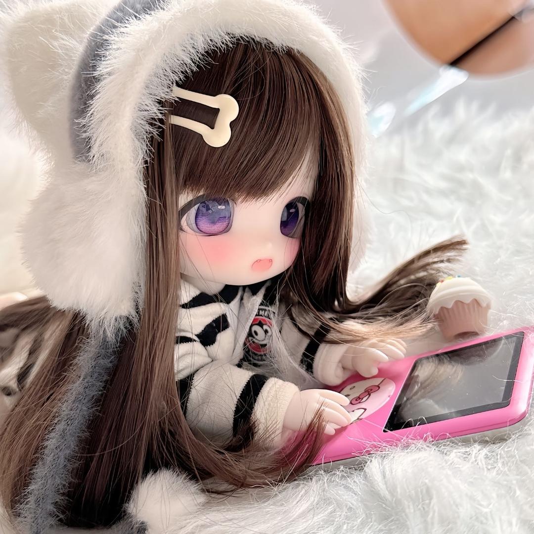小媛 ˶> ᎑ <˶