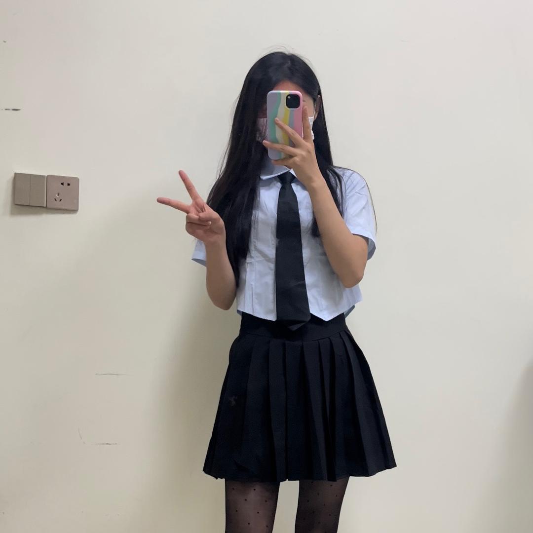 女王琦琦晓雅服饰