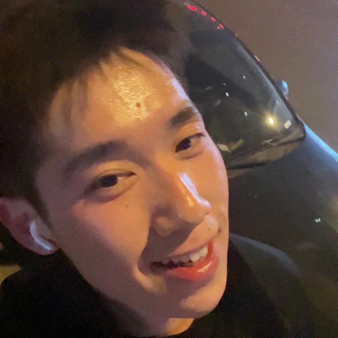 尹十九