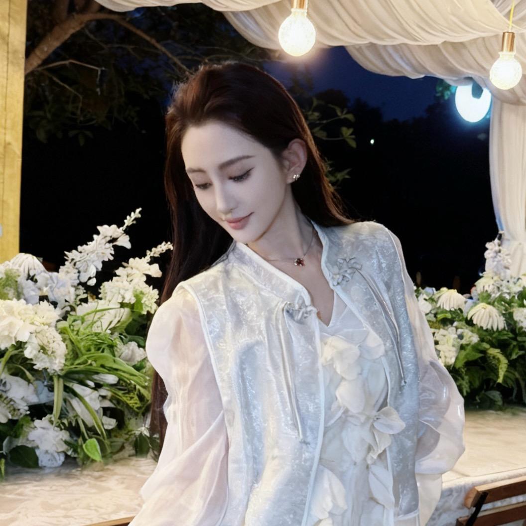 Yi 一吖🌱