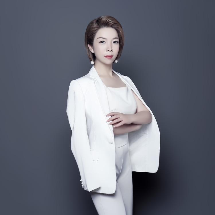 莉莉小姐姐