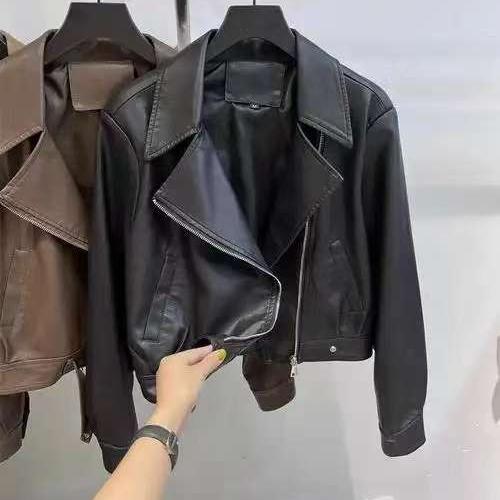 云萌服饰