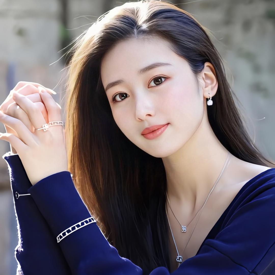 王小英