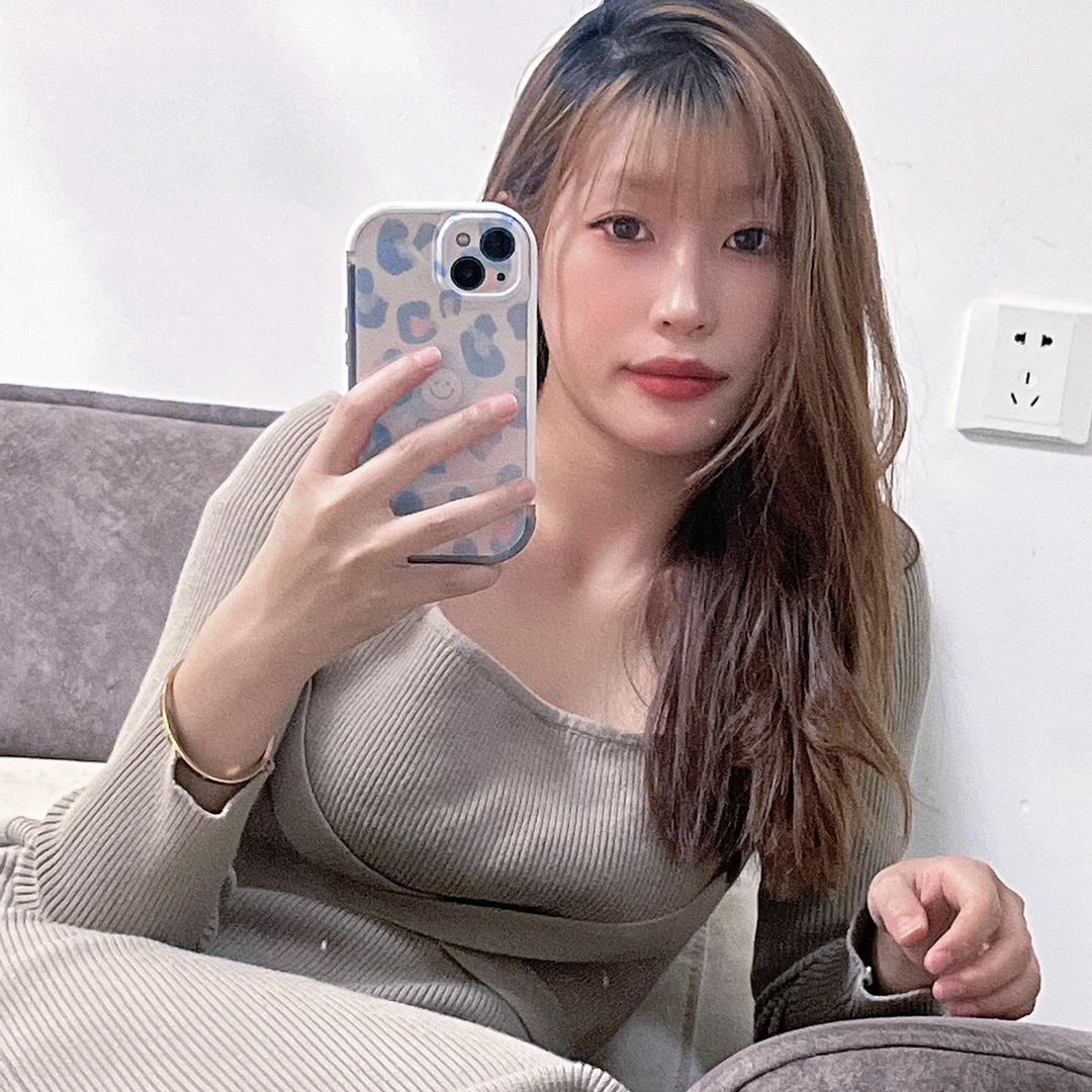 昭阳区 颜咚咚.洗脸吧