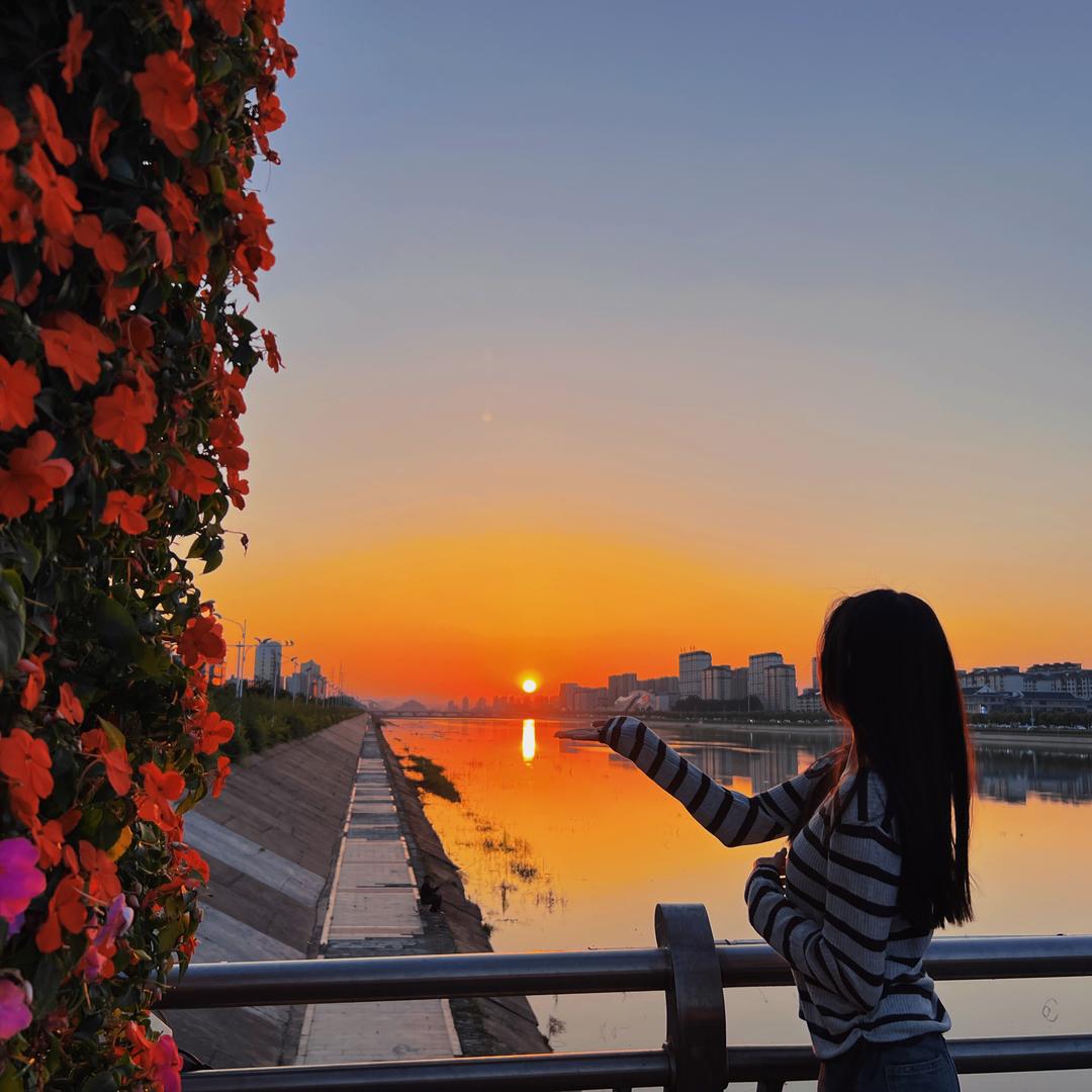 不吃生蒜_🦋